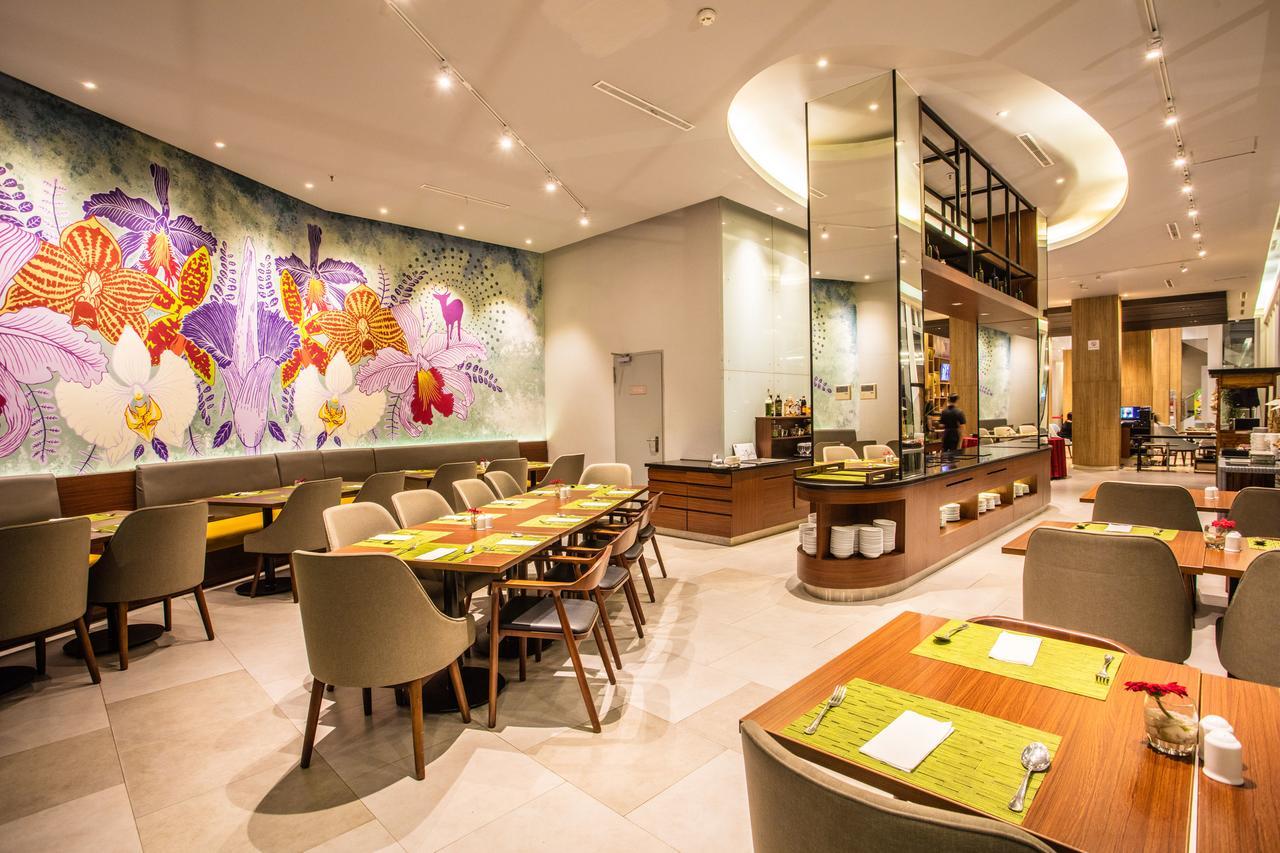 Bigland Hotel & Convention Sentul Bogor Ngoại thất bức ảnh