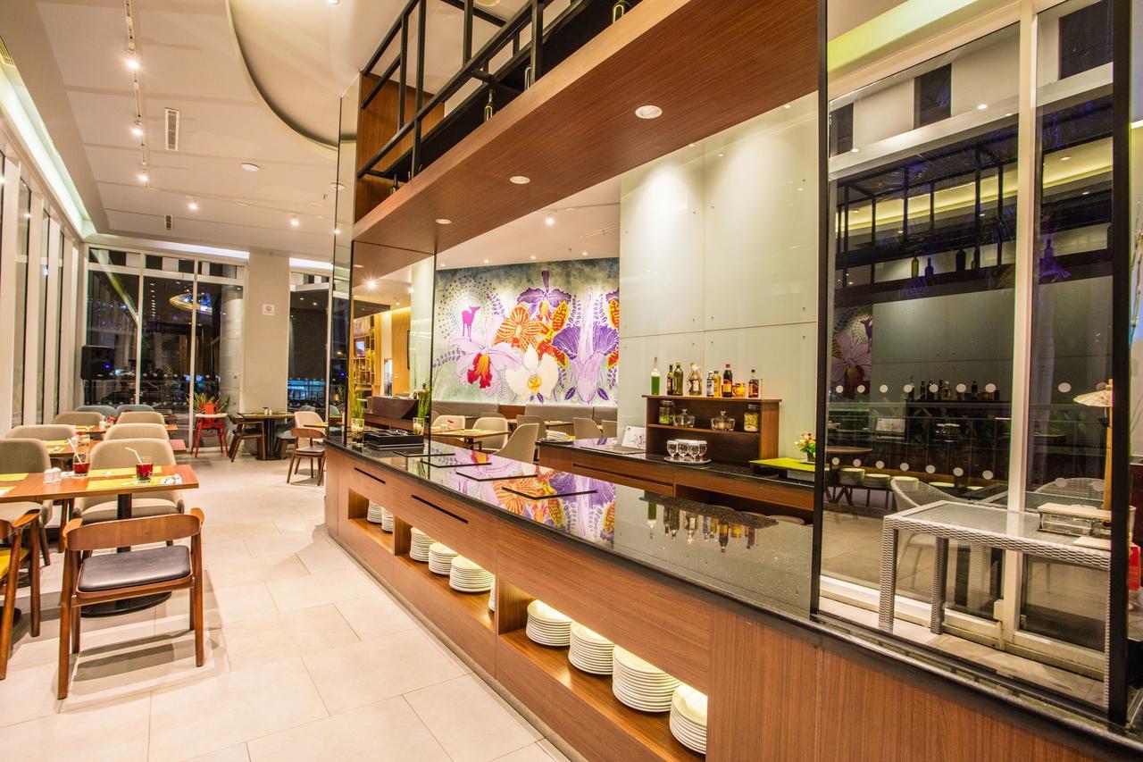 Bigland Hotel & Convention Sentul Bogor Ngoại thất bức ảnh