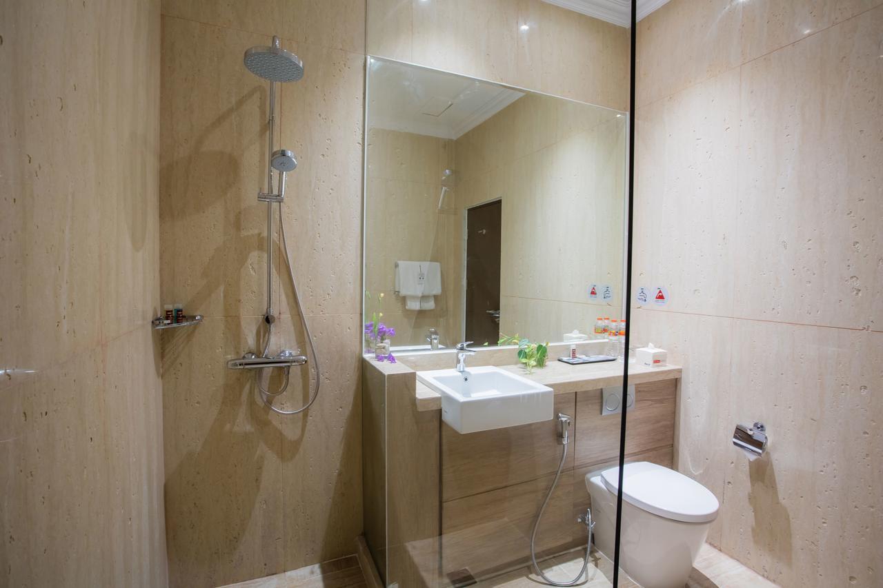 Bigland Hotel & Convention Sentul Bogor Ngoại thất bức ảnh